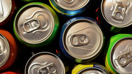 plechovky beverage-cans-1058702 1280